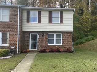 916 Grayfox Cir, Richmond, VA 23223