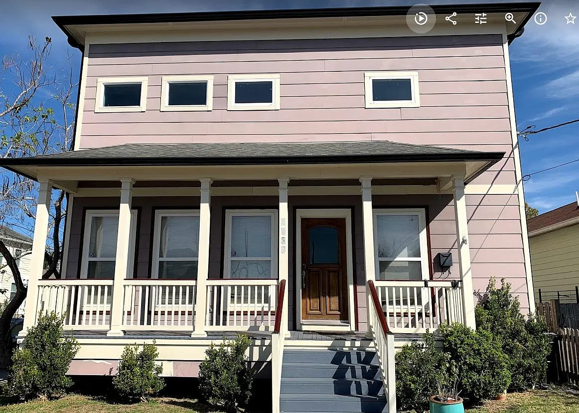1937 6th St — Photo 1