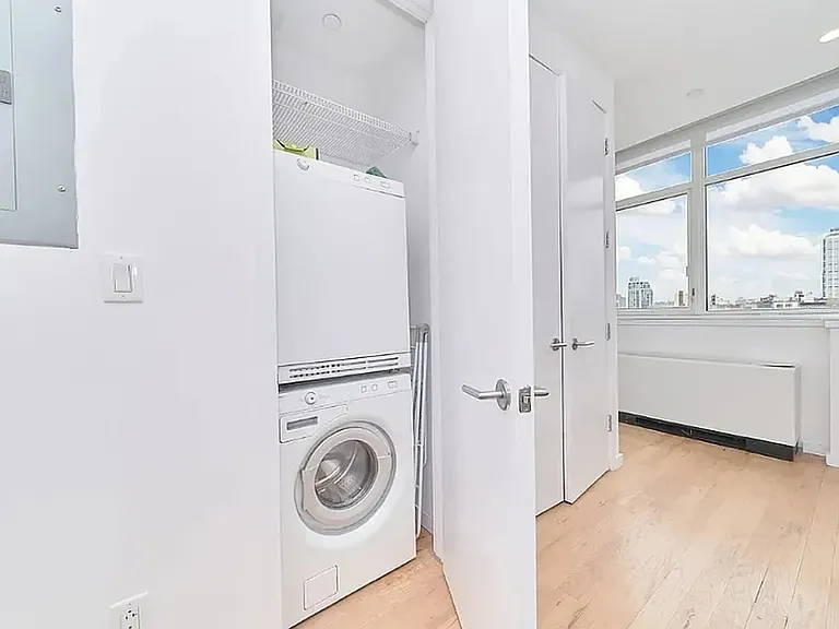 55 Hope St #414 — Photo 3