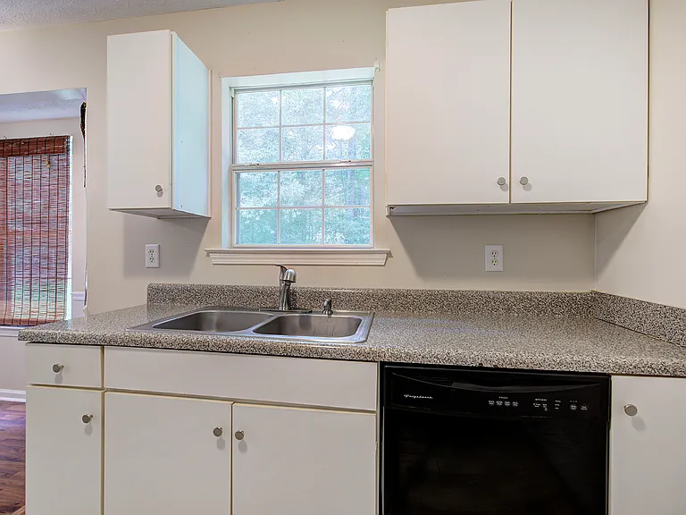 8714 Post Oak Dr — Photo 10