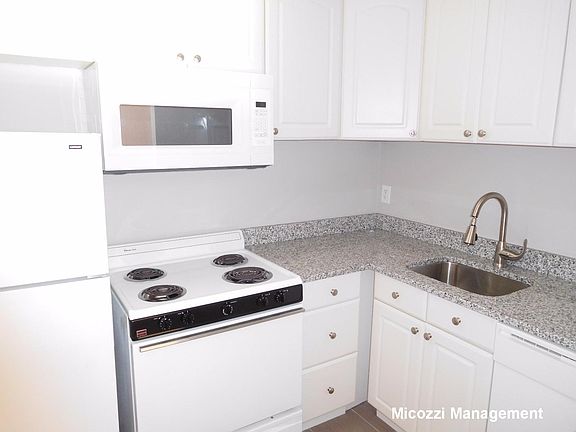 3rd image of 106 Tremont St #204MM