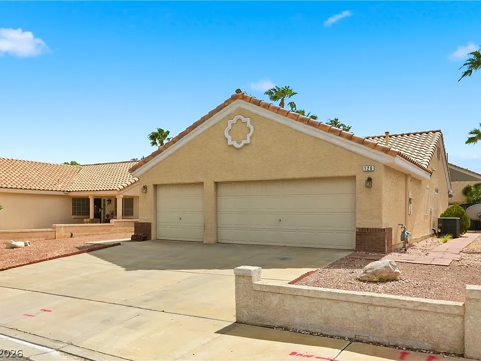 126 Grandview Dr