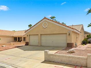 126 Grandview Dr, Henderson, NV 89002