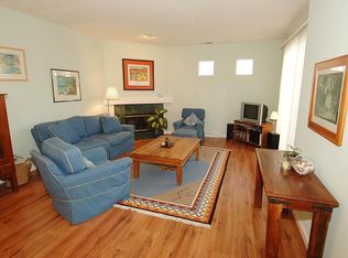 2575 Park Blvd APT S200, Palo Alto, CA