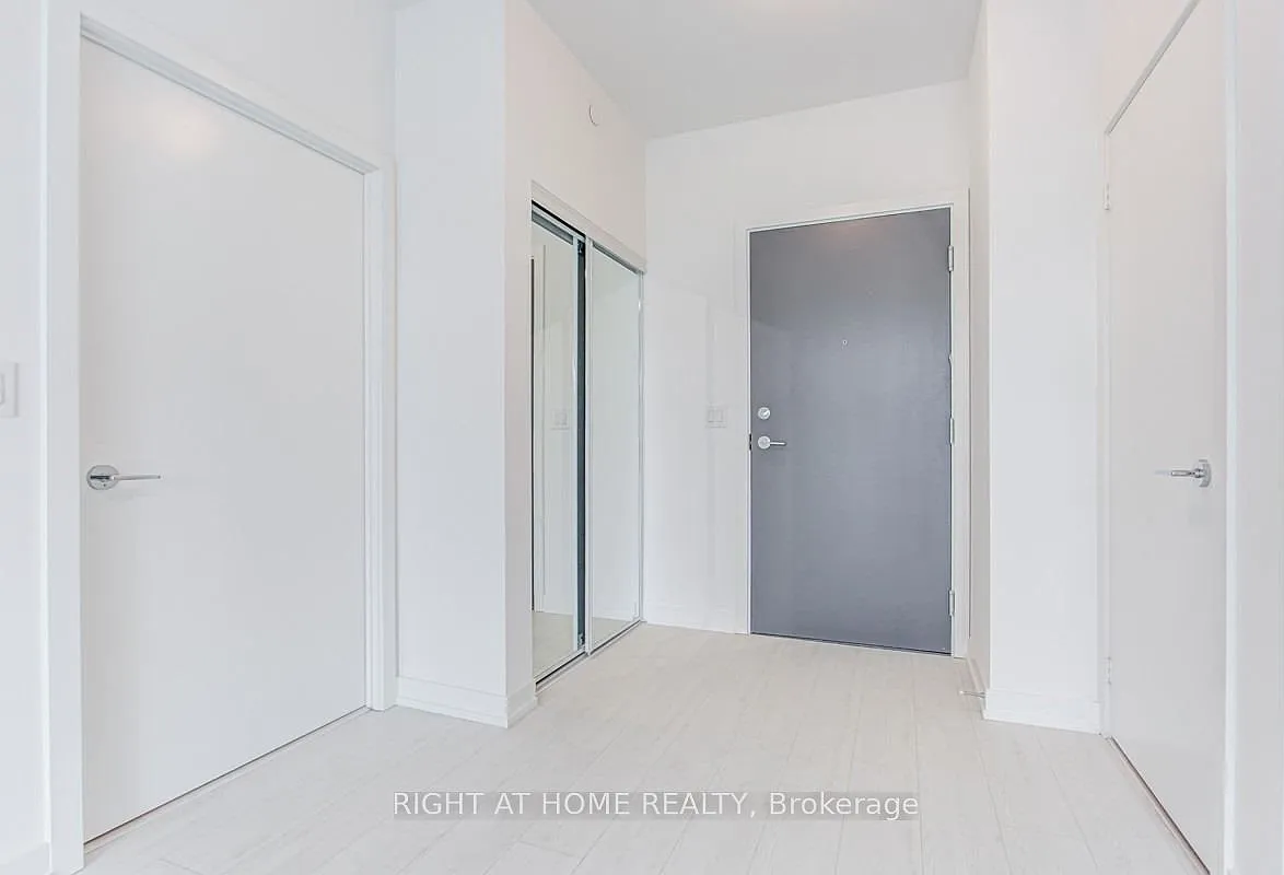 1 bed, $2,080 — Photo 3