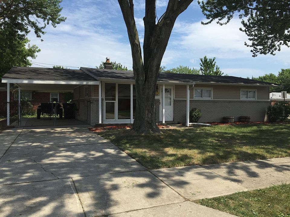 1st image of 26596 Arlington St