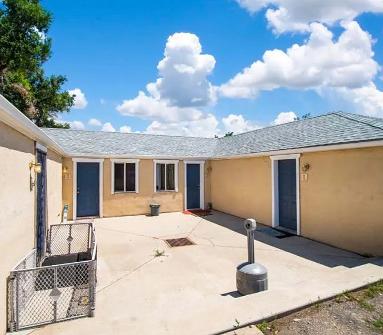 216 Sheridan Blvd #3