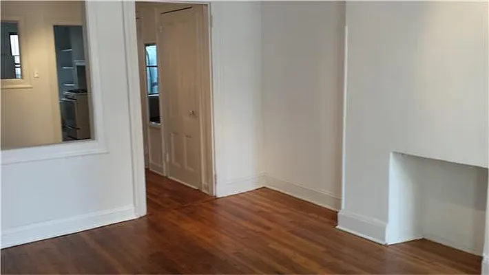 Rented by R New York | media 17