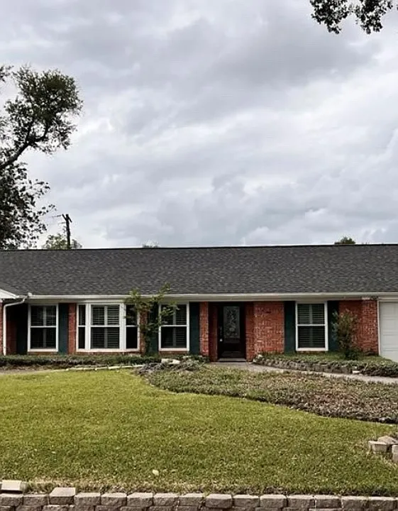 3550 Durwood Dr
