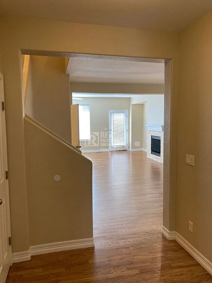 Spacious townhouse for Rent in Highlands Ranch — Photo 4
