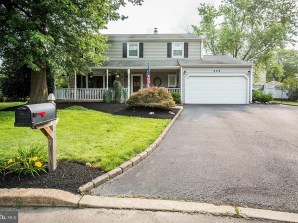 999 Cleveland Ct, Warrington, PA 18976