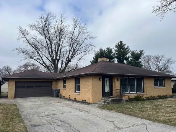 305 Kansas Dr, Goshen, IN 46526
