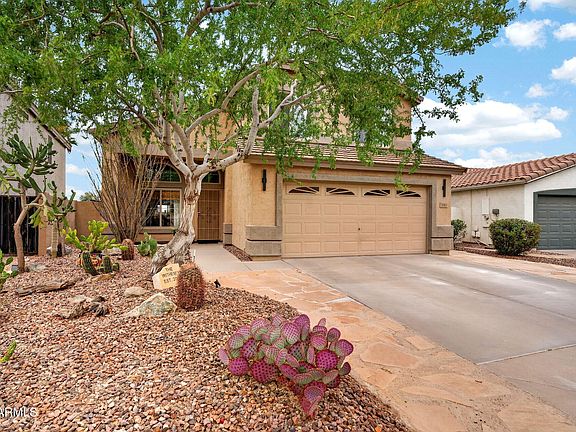 3rd image of 1743 W MUIRWOOD Drive