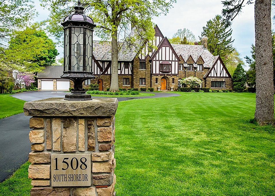 1st image of 1508 S Shore Dr