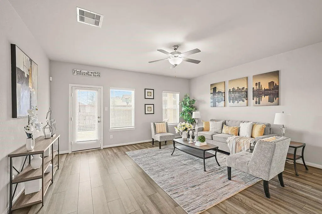 5 bed, 4.0 bath, 2848 sqft, $3,000 — Photo 4