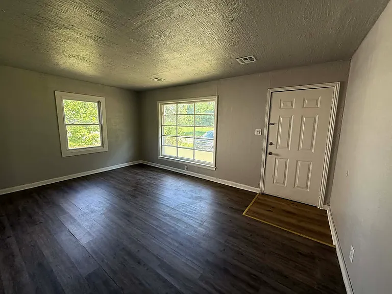 2025 Monta Ave — Photo 3
