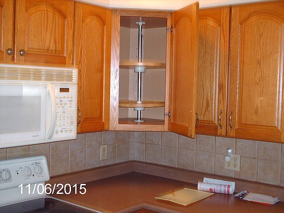 2nd image of 205 Calbreath Ct