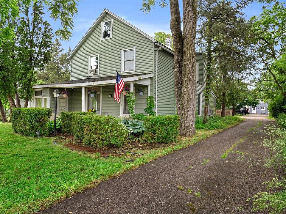 1st image of 320 Curtis STREET