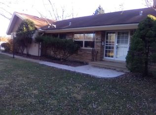 1100 Cambridge Ave, Flossmoor, IL 60422