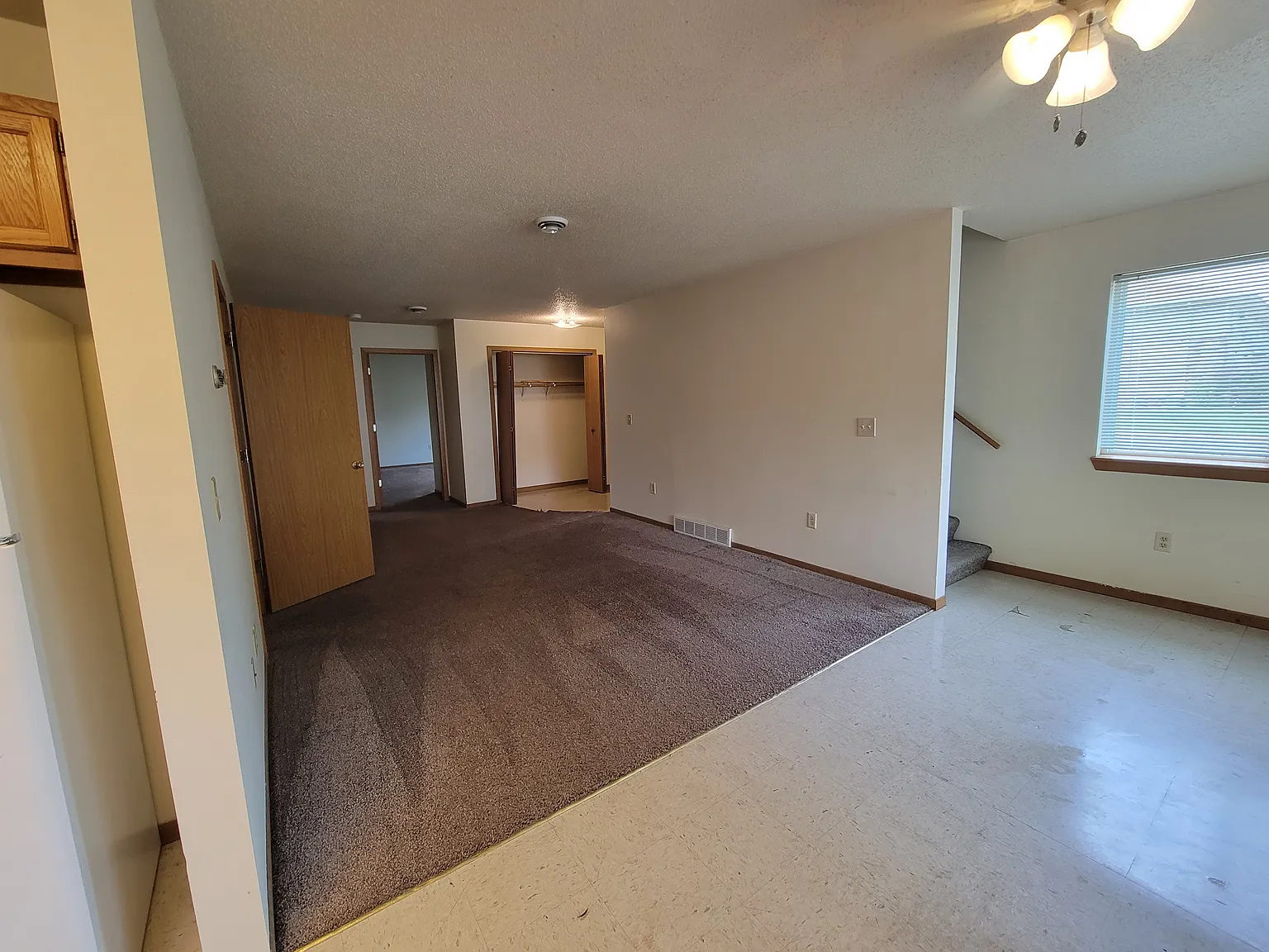 6 bed, $1,900 — Photo 4