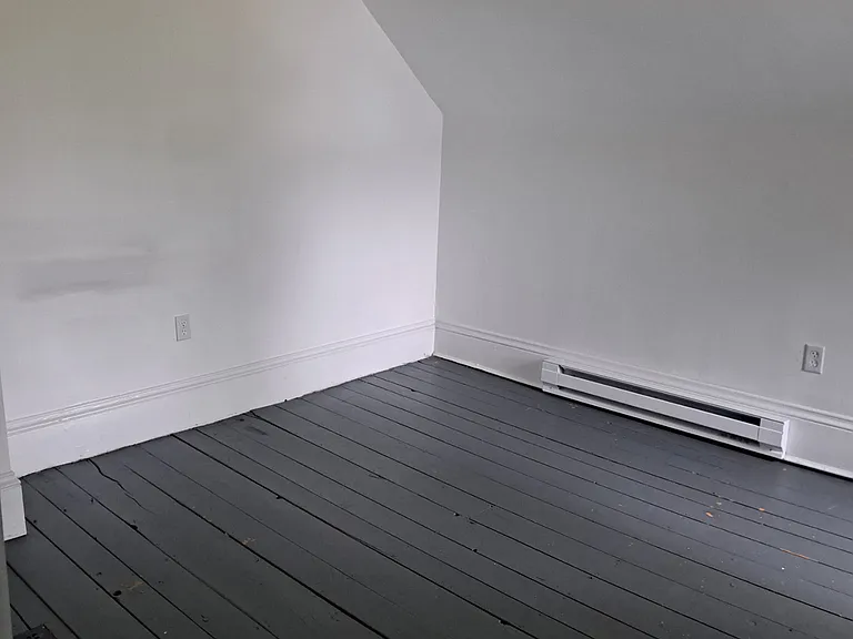 74 Maverick St — Photo 17