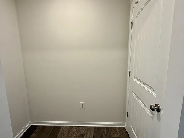 633 Currant Cir — Photo 35