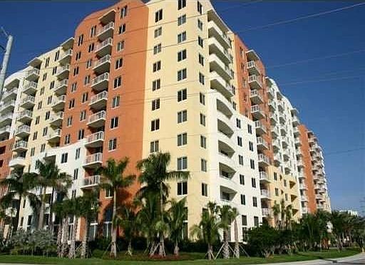 1st image of 2775 NE 187th St APT 116