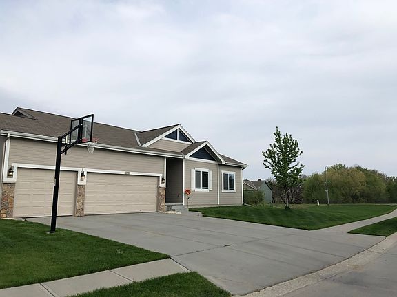 2nd image of 4710 N 166th St