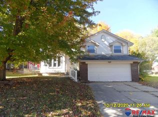 7812 S 70th St, La Vista, NE 68128