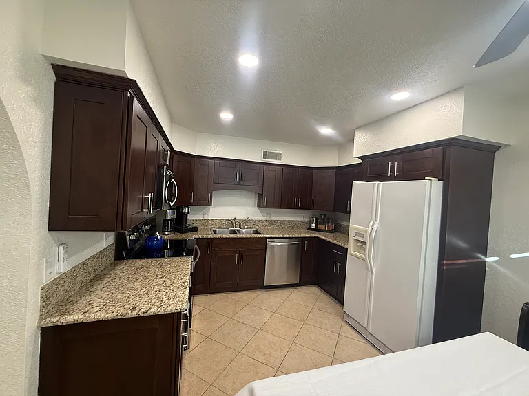 261 Cottonwood Dr — Photo 46