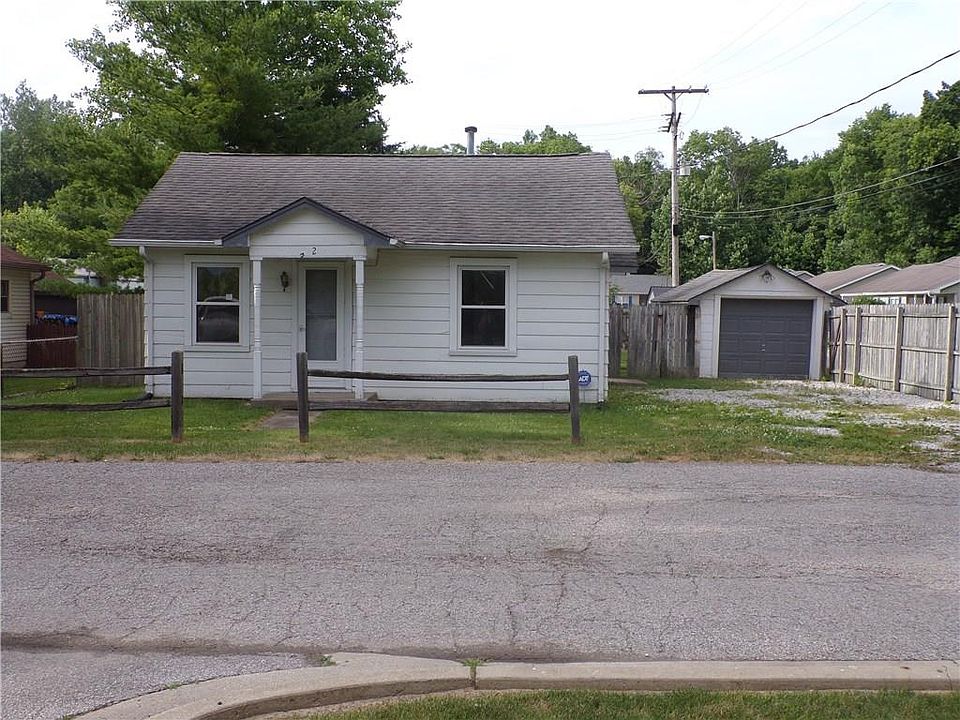 1st image of 222 E North St