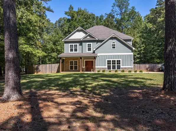 1080 Hudson Mill Cir, Hamilton, GA 31811