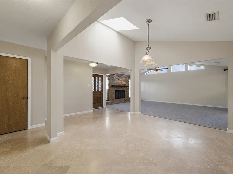322 N Greenstone Ln — Photo 33