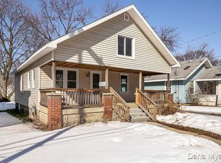 1711 Martindale Ave SW, Wyoming, MI 49509