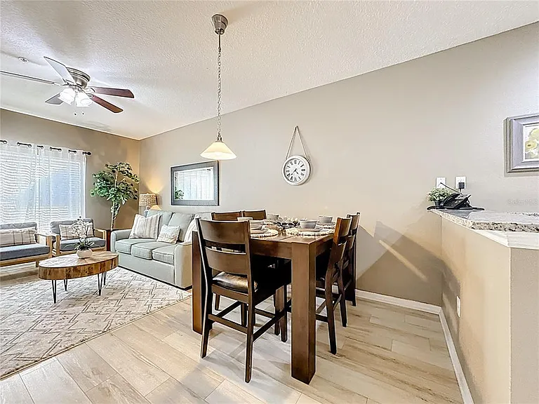 8986 Shine Dr — Photo 9