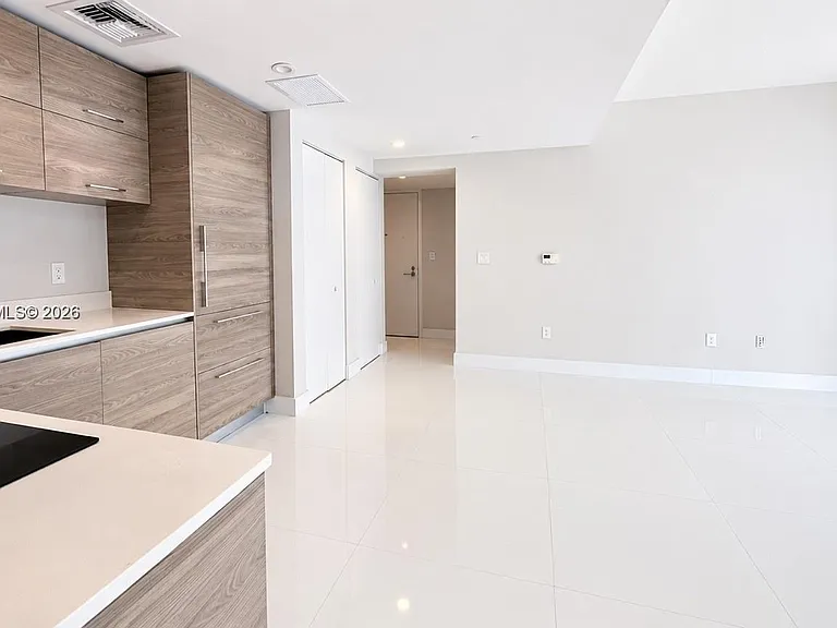 1300 S Miami Ave #3407 — Photo 3