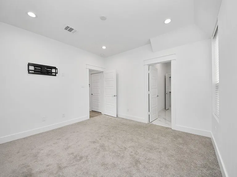 4608 Coke St — Photo 18