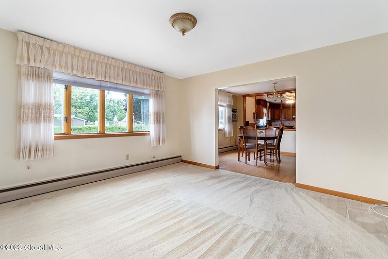 5th image of 2121 Oaklawn Avenue