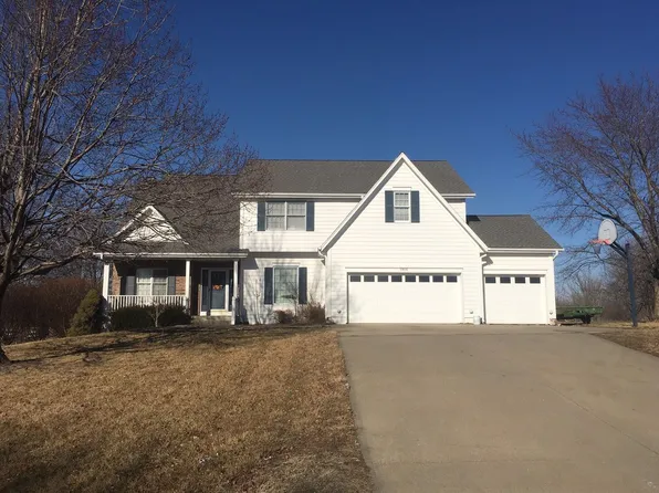 1906 Mystery Hill Dr, Pleasant Hill, MO 64080