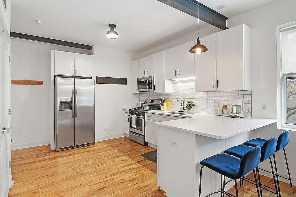 Pilsen CoLiving — Photo 2