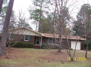 1904 Hilltop Dr, Dothan, AL 36303