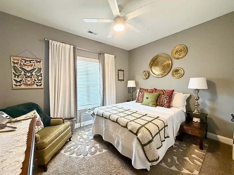 233 Forester Dr — Photo 17