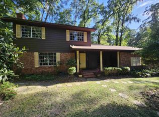 3429 Lakeshore Dr, Tallahassee, FL 32312