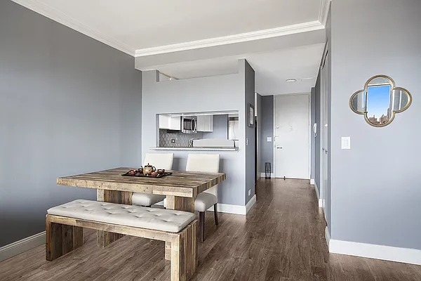 Sold by Stribling | media 4