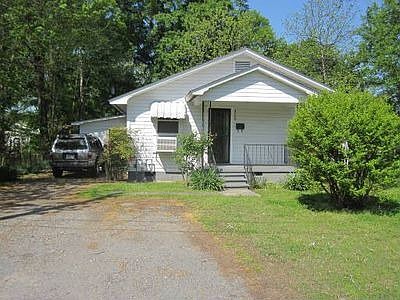 1st image of 3709 Chandler St