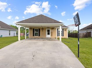 1174 Chess Broussard, Breaux Bridge, LA 70517