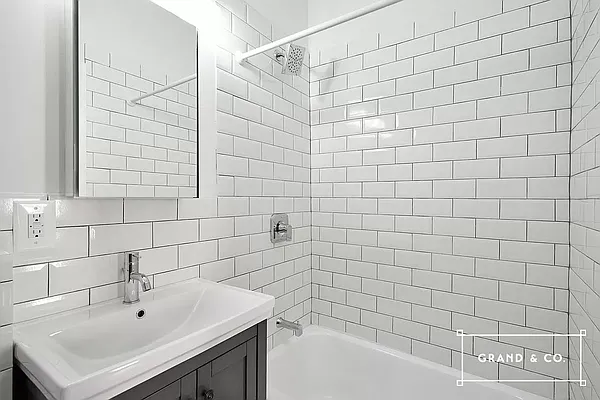 Rented by Grand & Co. | media 11