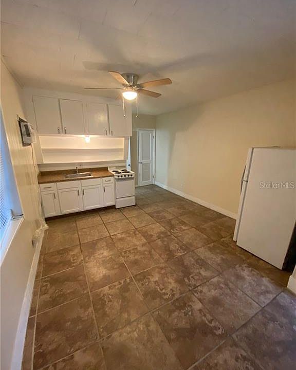 2nd image of 610 14th St N APT 1