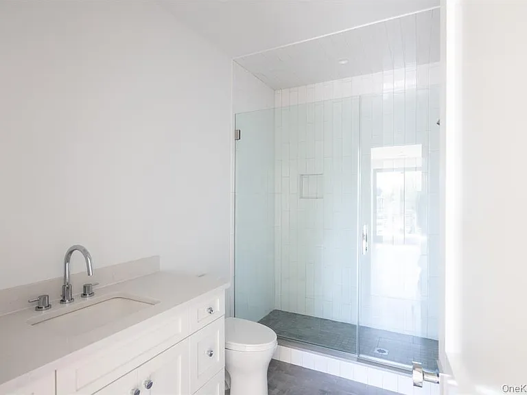 123 Sterling Ave #2 — Photo 3