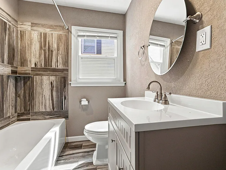 Upstairs Bath